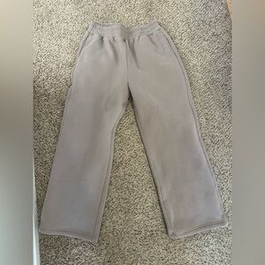 Never Worn! Unisex Comfrt Sweats Straight Leg Size Large